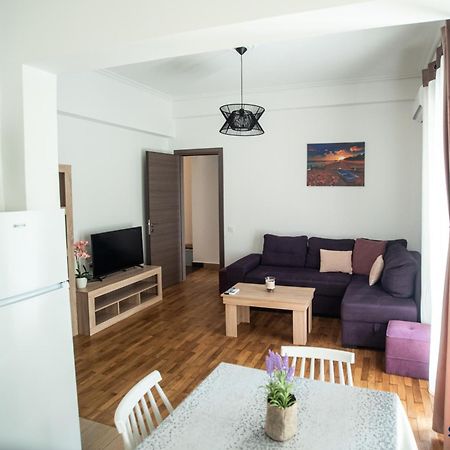 Explore Greece From Comfortable City Centre Apartment Chalkida Luaran gambar
