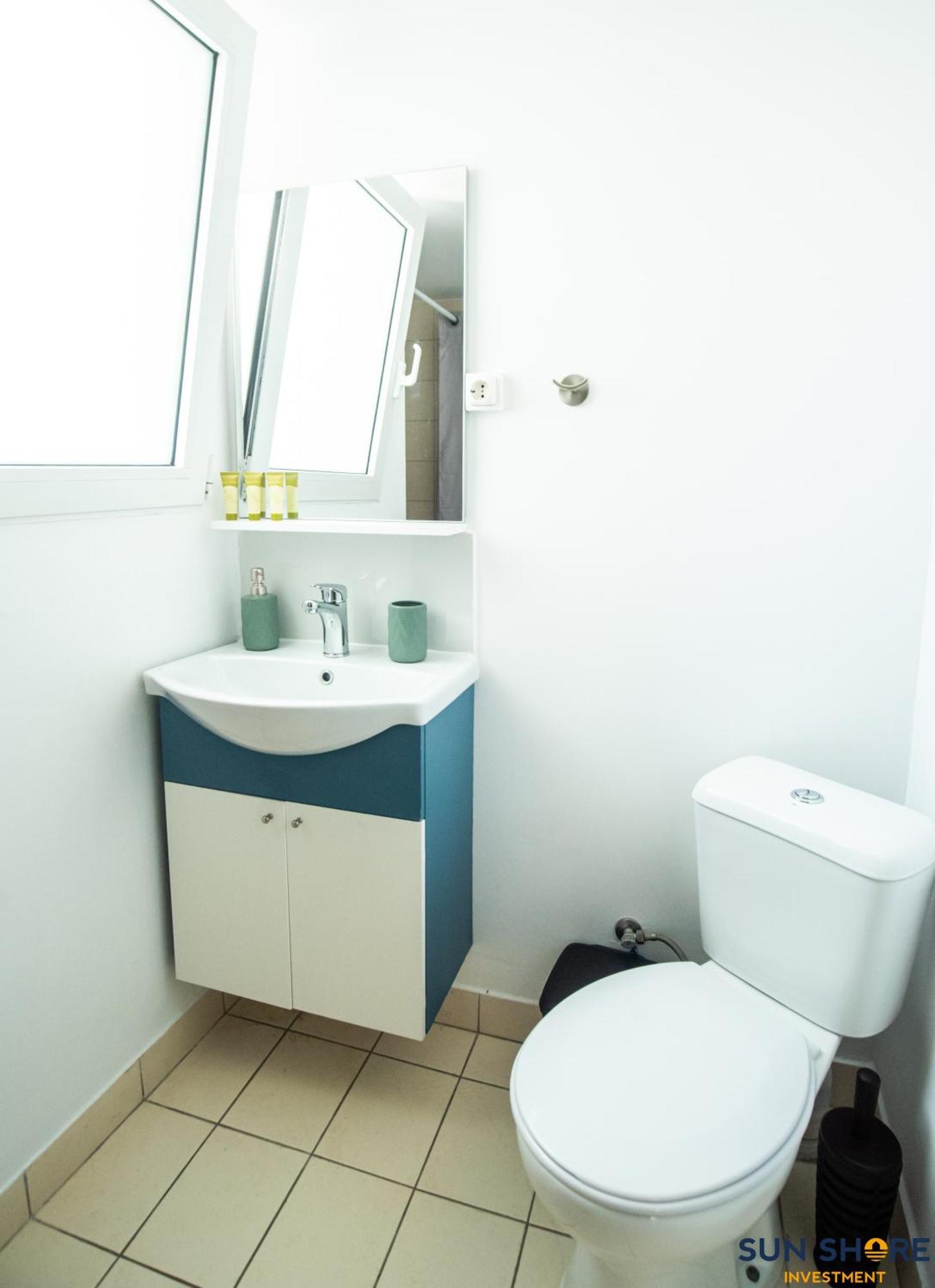 Explore Greece From Comfortable City Centre Apartment Chalkida Luaran gambar