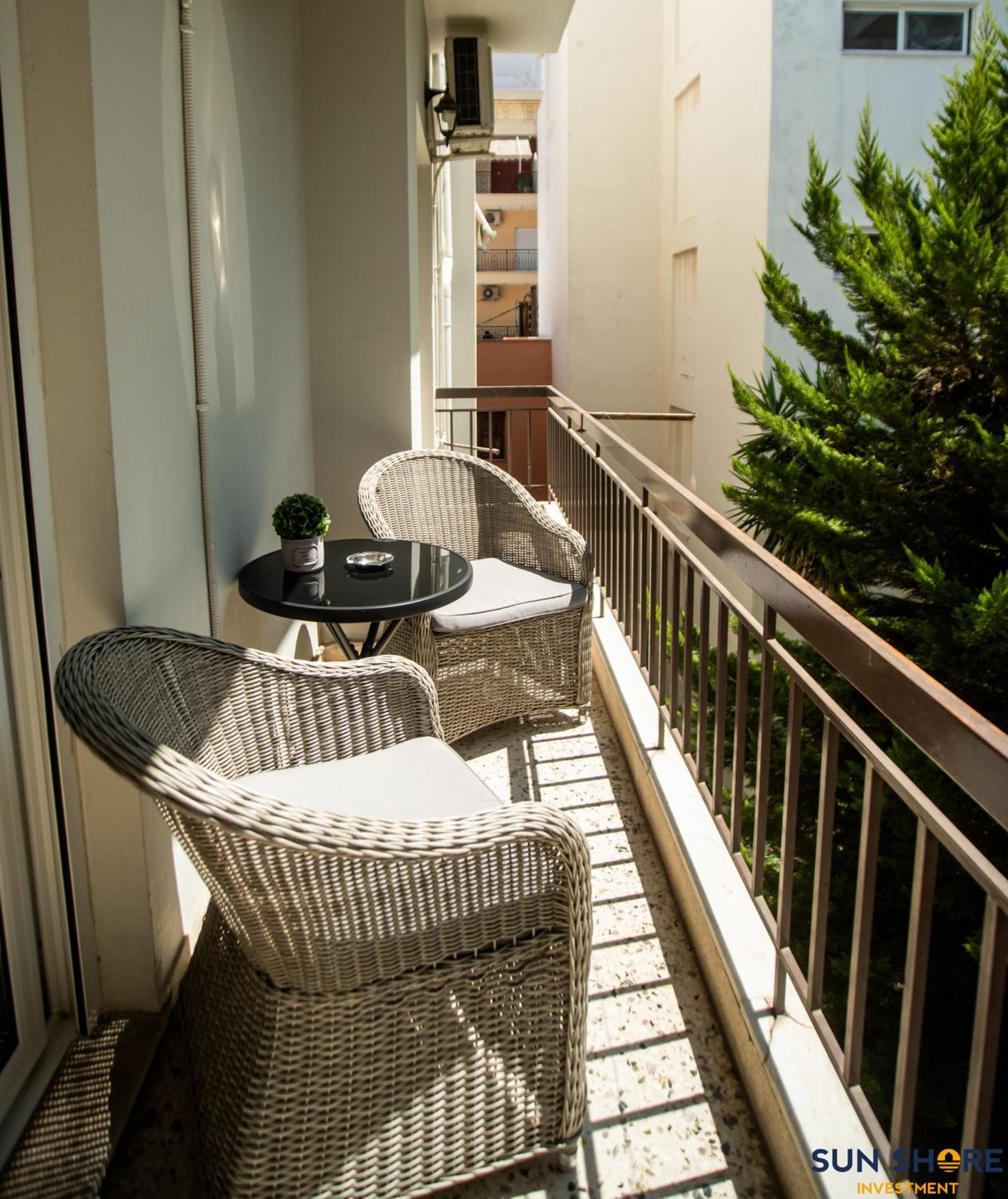 Explore Greece From Comfortable City Centre Apartment Chalkida Luaran gambar